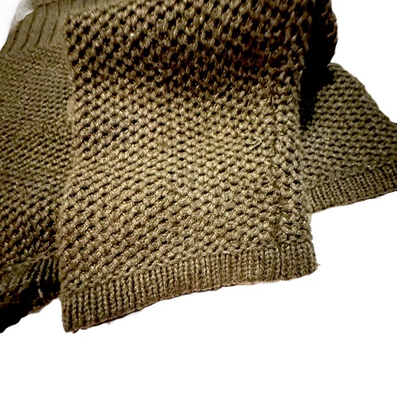 Apt 9 Knit Button Up Sweater with Big Buttons and Front Pockets - Picture 4 of 7